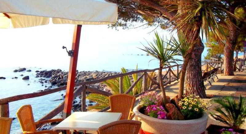 Hotel Ristorante La Conchiglia กาลาโกโนเน ร้านอาหาร รูปภาพ